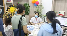 患者送锦旗图