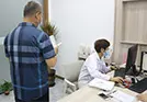 白癜风医院看病图